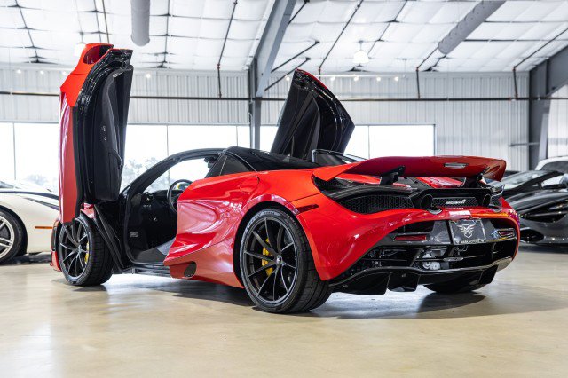 Used 2022 McLaren 720S Performance photo 4