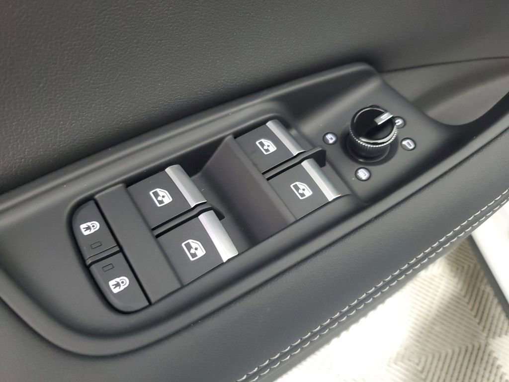 2026 Audi Q8 Prestige