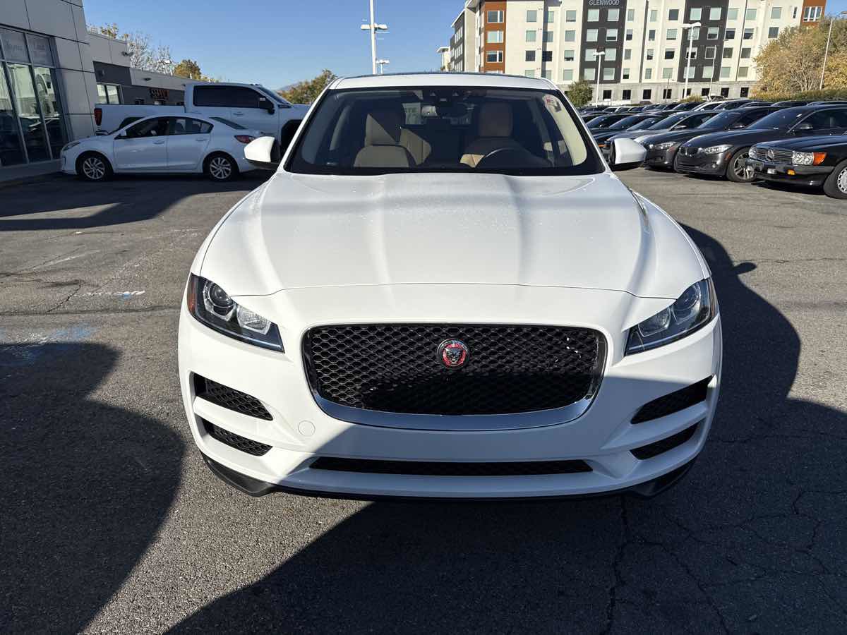 2018 Jaguar F-PACE Premium