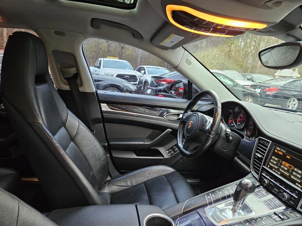 2012 Porsche Panamera 4