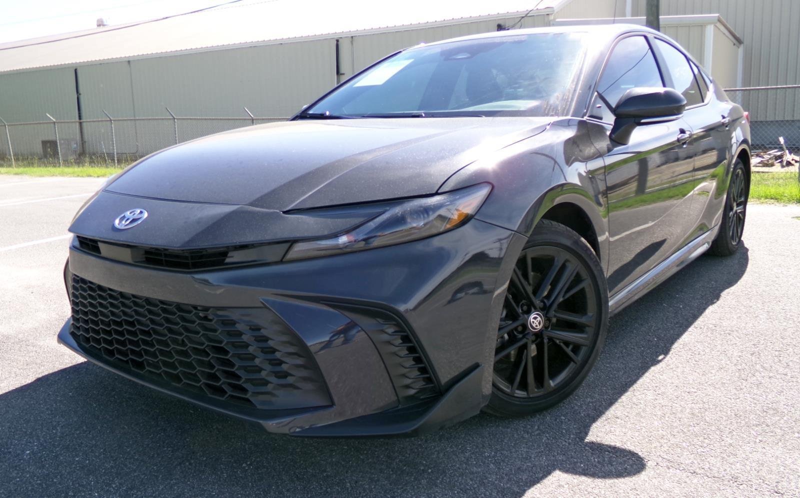 Used 2025 Toyota Camry SE