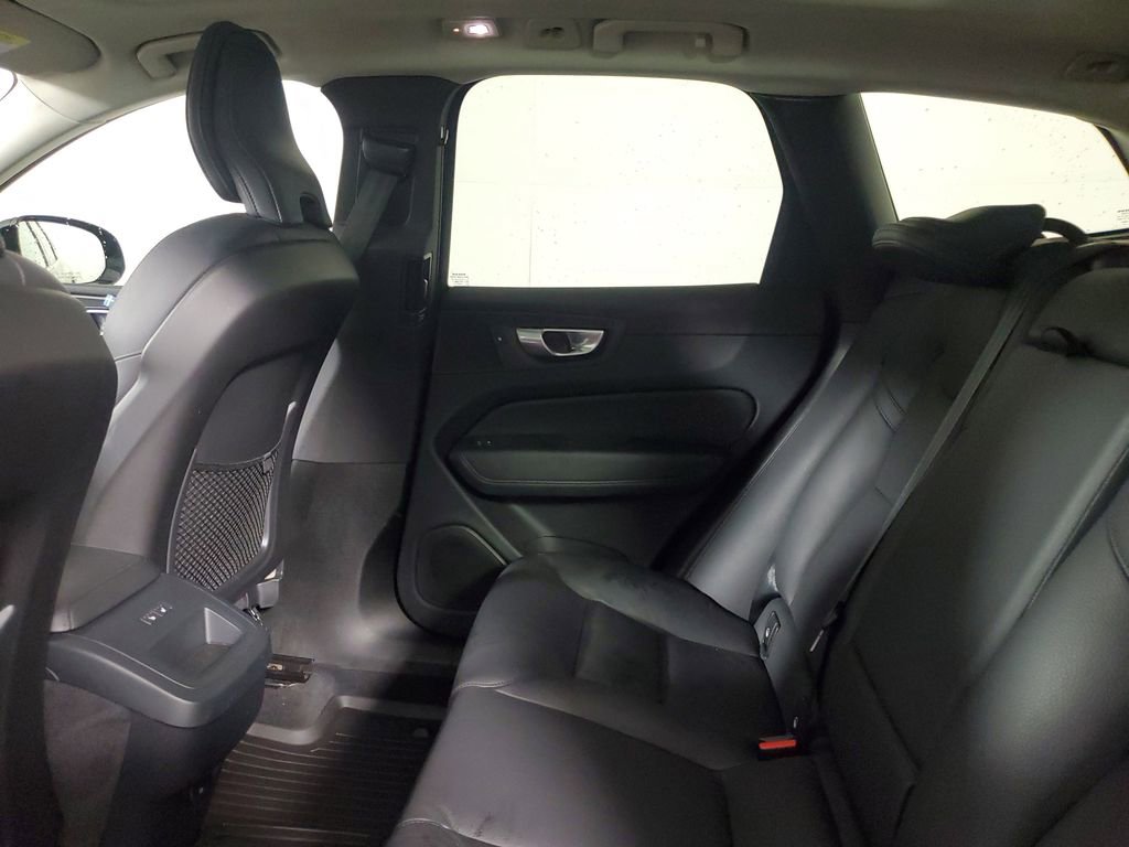 2024 Volvo Xc60 B5 Plus