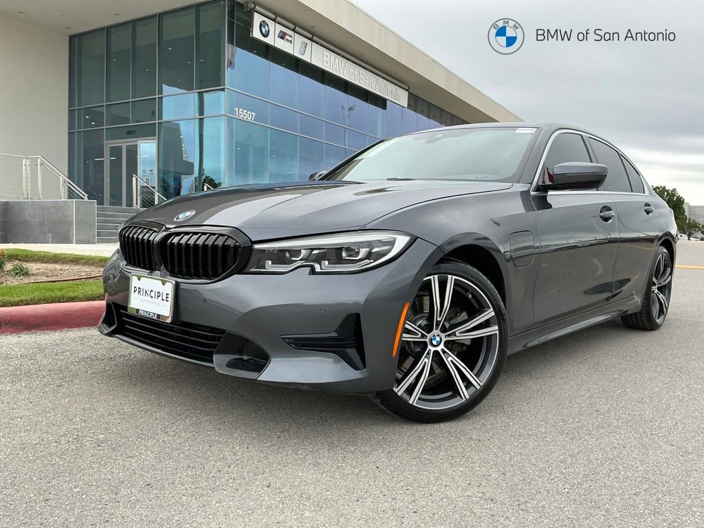 Used 2021 BMW 330e w/ Convenience Package