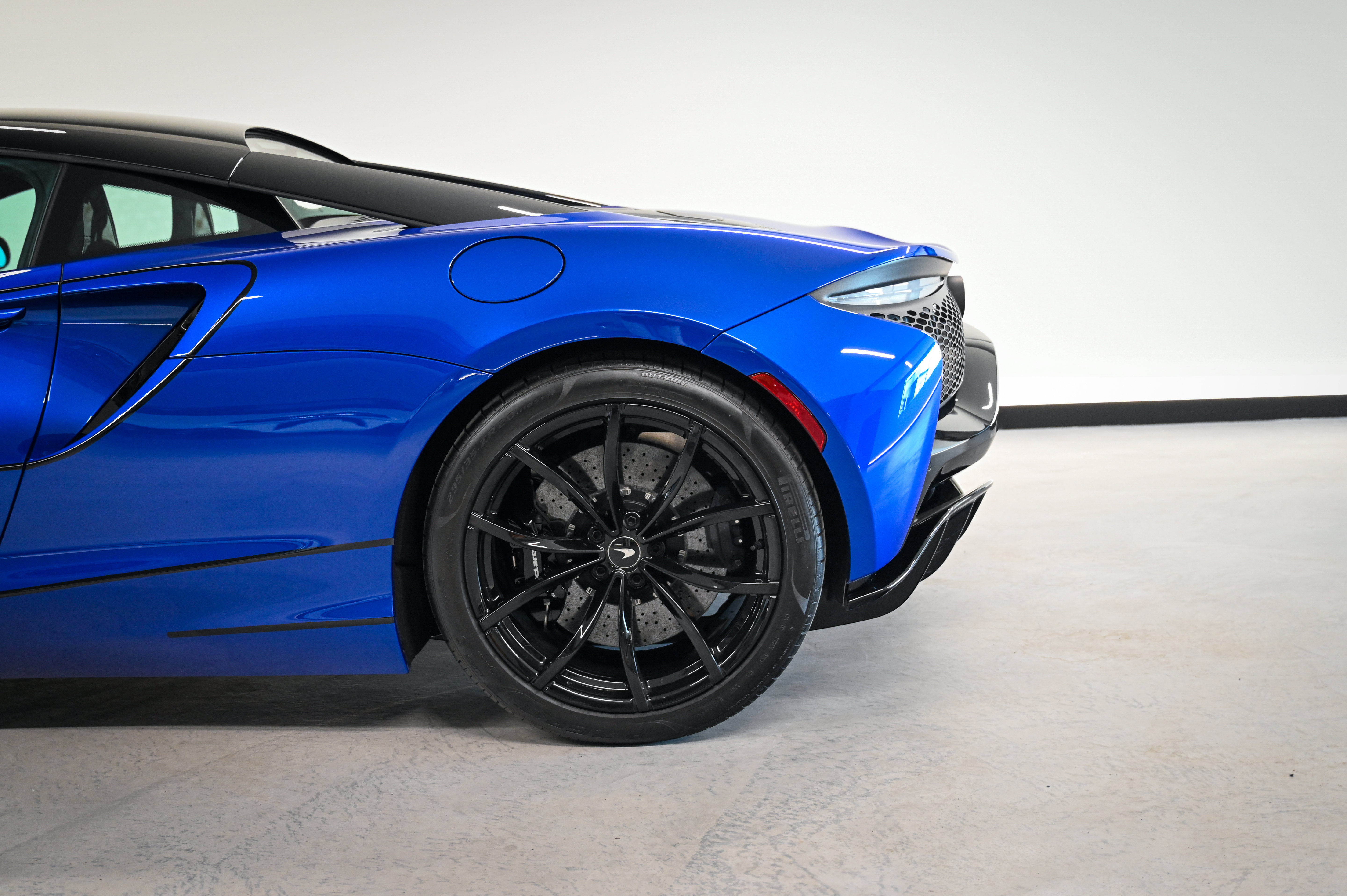 Used 2023 McLaren Artura