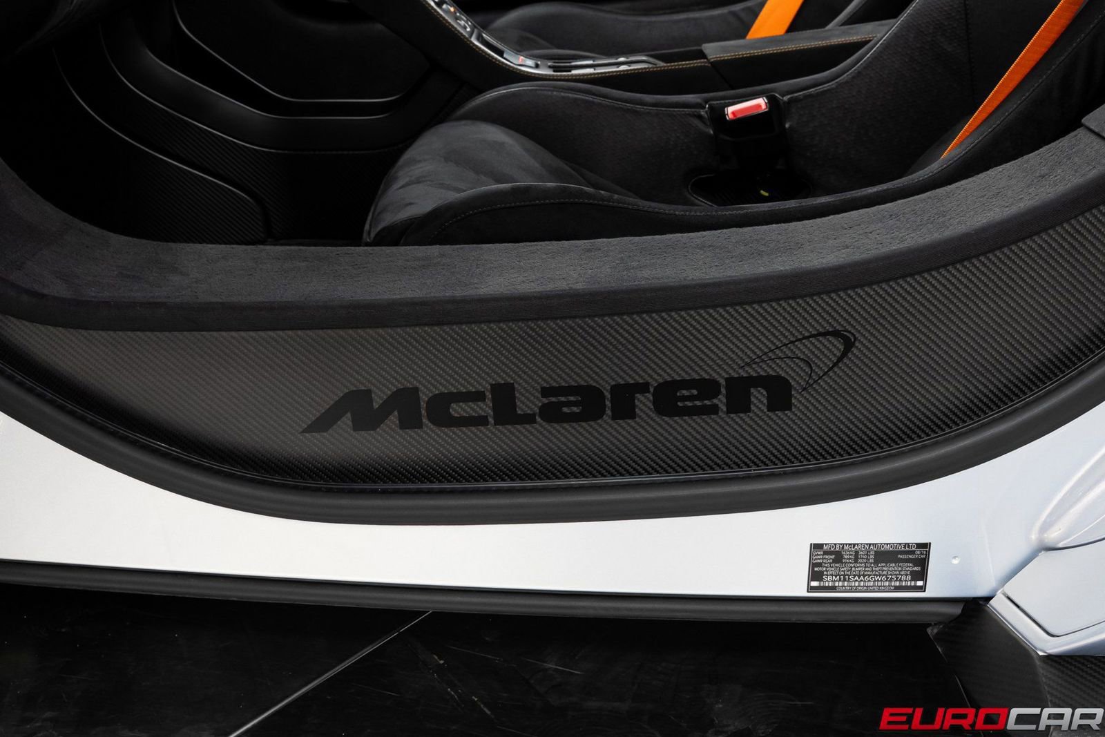 Used 2016 McLaren 675LT Spider photo 48