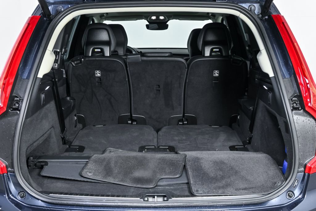 2023 Volvo Xc90 B5 Plus