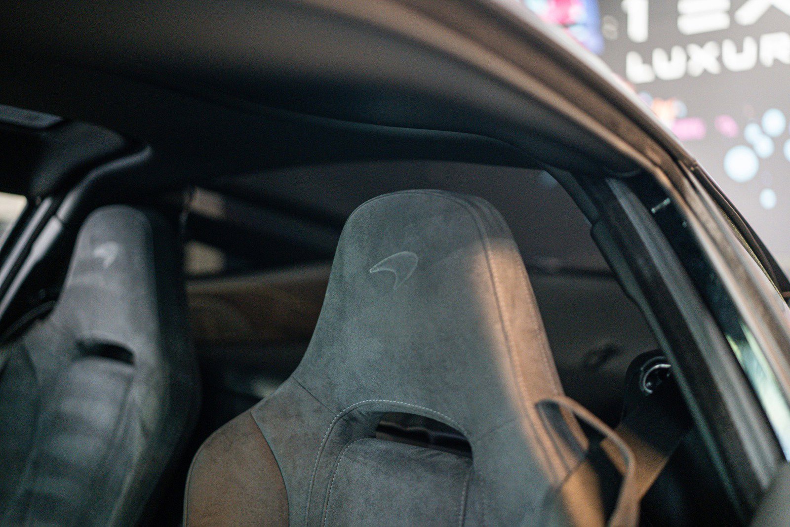 Used 2018 McLaren 720S photo 9