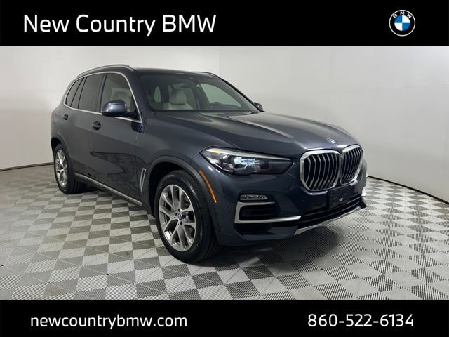 Used 2021 BMW X5 xDrive40i w/ Premium Package 2