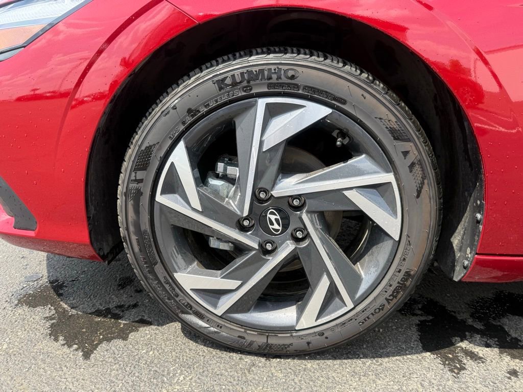 2025 Hyundai Elantra Sport