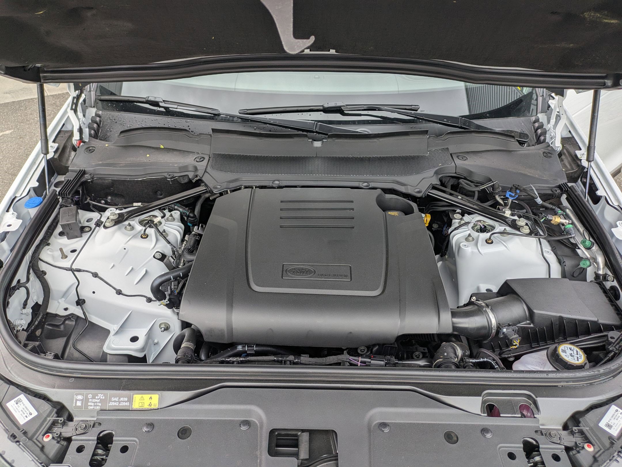 2026 Land Rover Discovery Dynamic SE