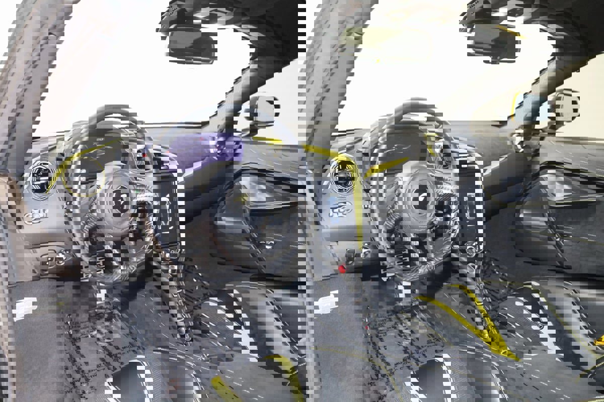 Used 2022 McLaren 720S Performance photo 36