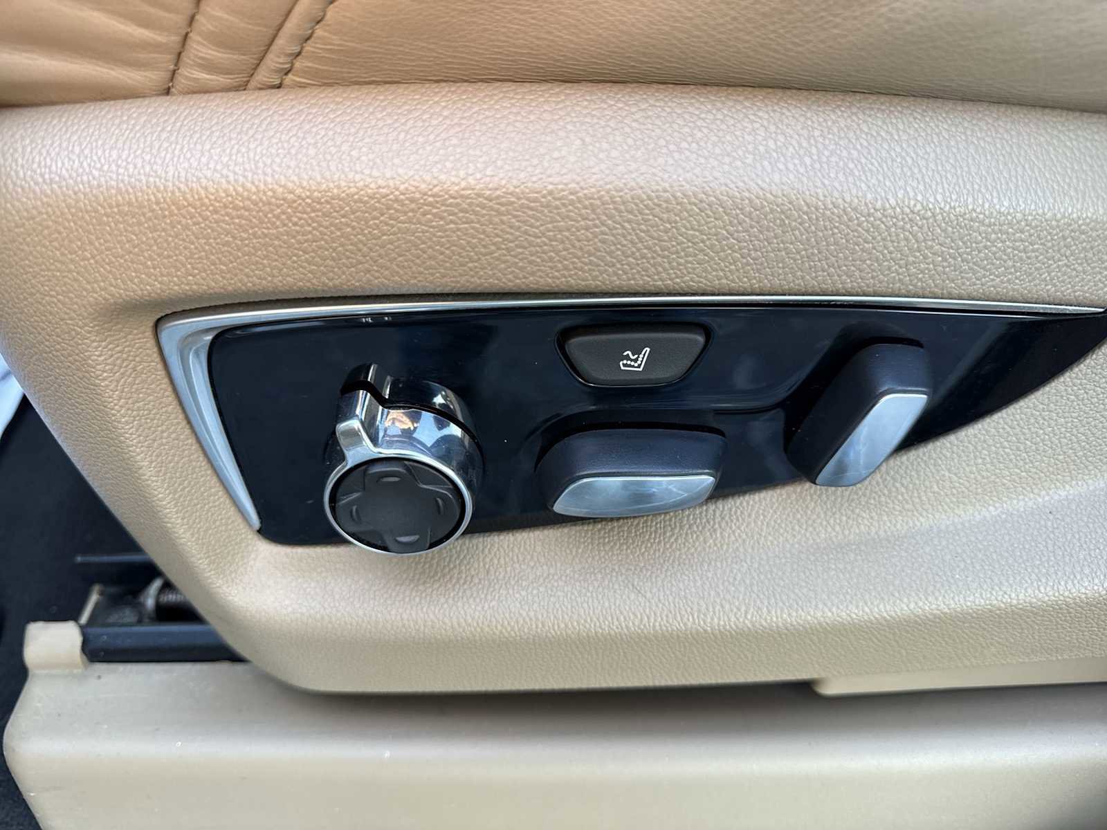 2019 Cadillac Escalade Platinum