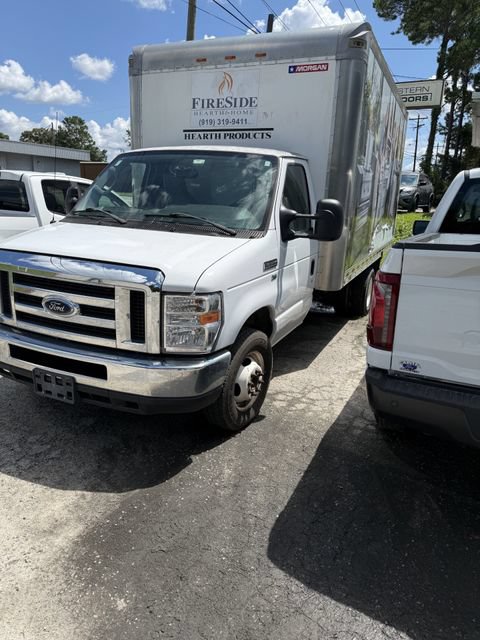 Used 2019 Ford E-350 and Econoline 350 Super Duty w/ Power Windows & Locks Group