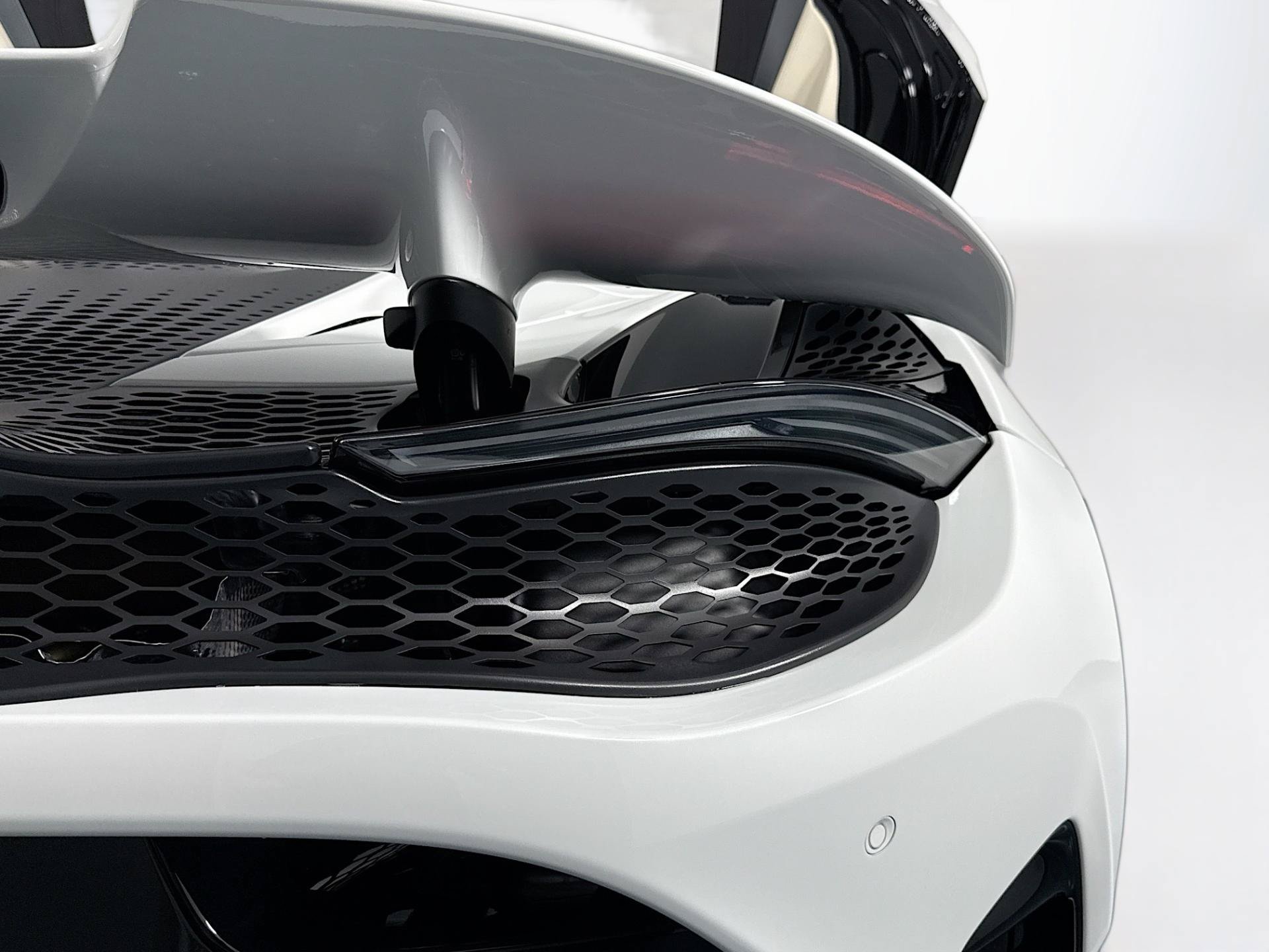 Used 2024 McLaren 750S Spider photo 55