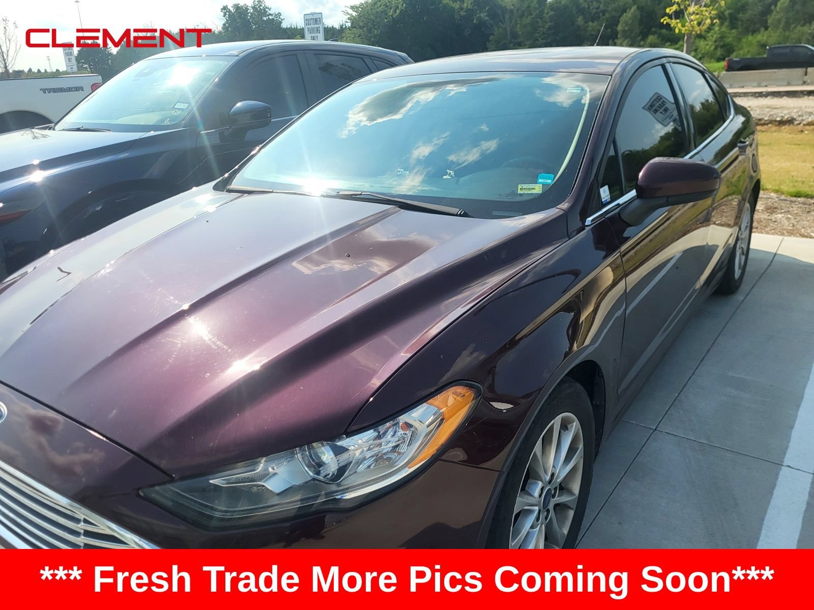 Used 2017 Ford Fusion SE w/ Fusion SE Technology Package