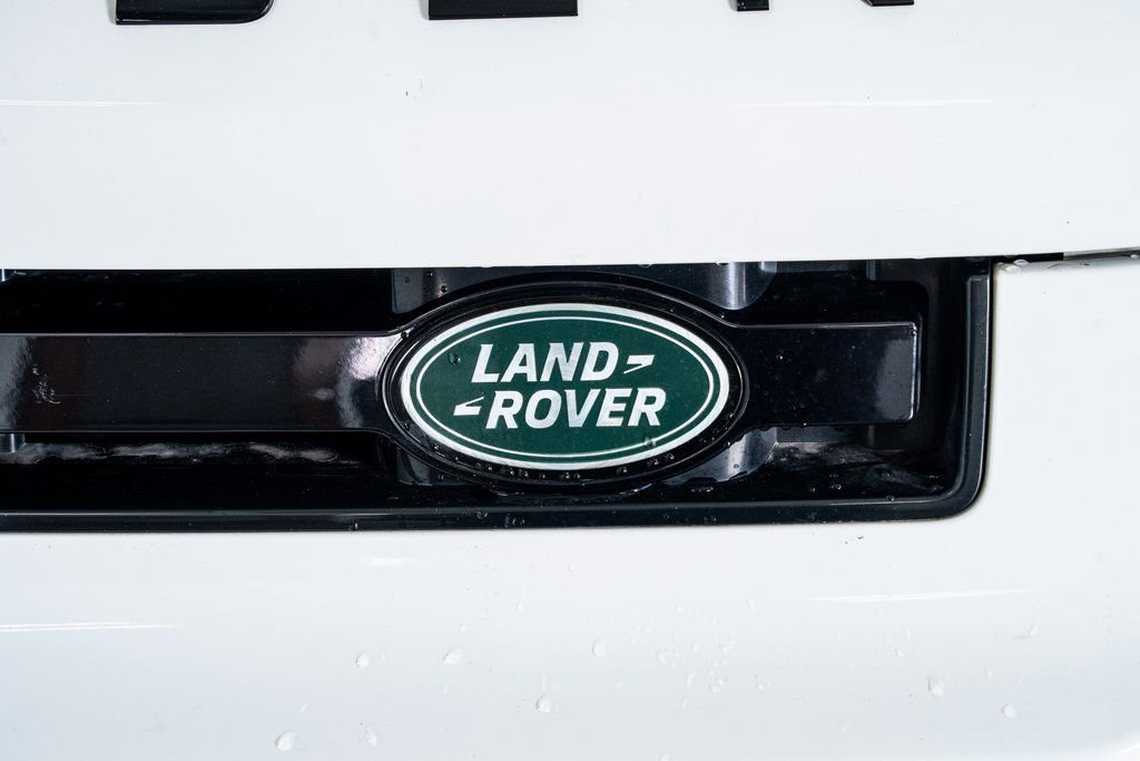 2023 Land Rover Defender 110 X-Dynamic SE