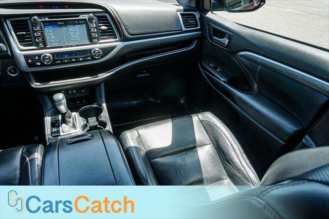 2017 Toyota Highlander Limited Platinum