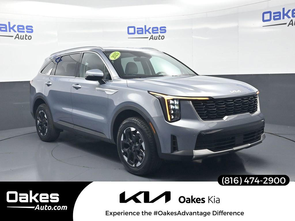 Certified 2025 Kia Sorento S