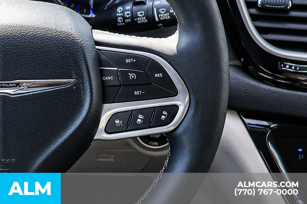 2024 Chrysler Pacifica Touring-L