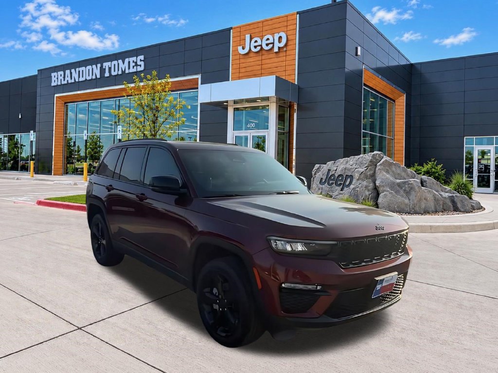 Used 2025 Jeep Grand Cherokee Limited w/ Black Appearance Package