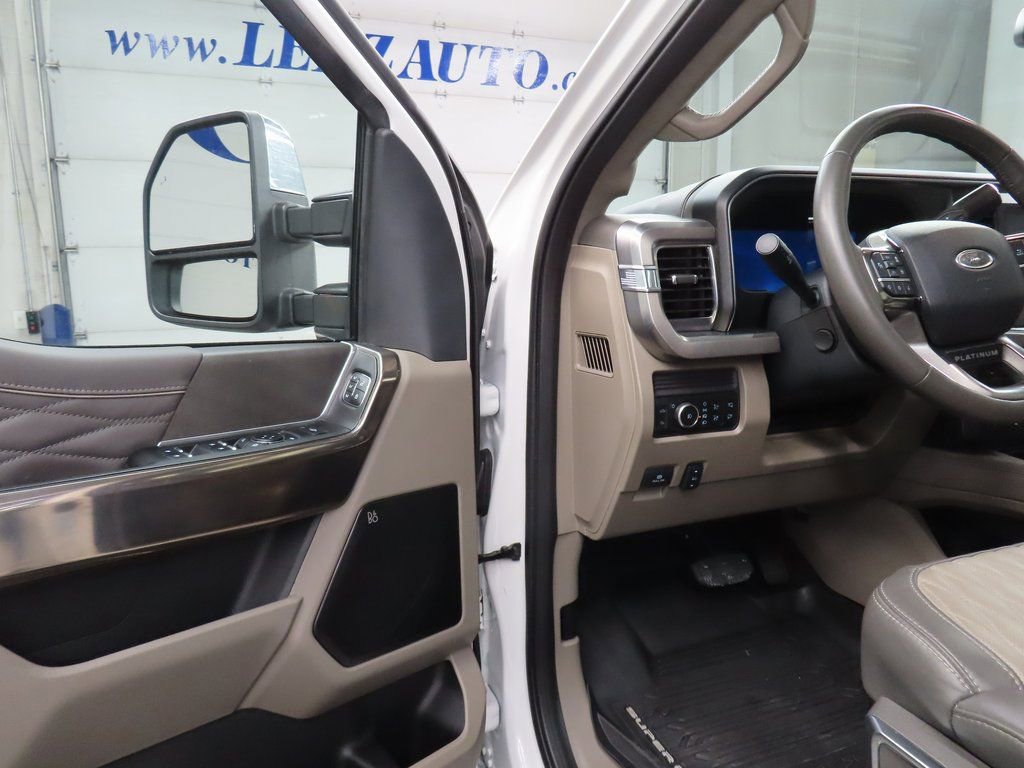 2025 Ford F450 Platinum