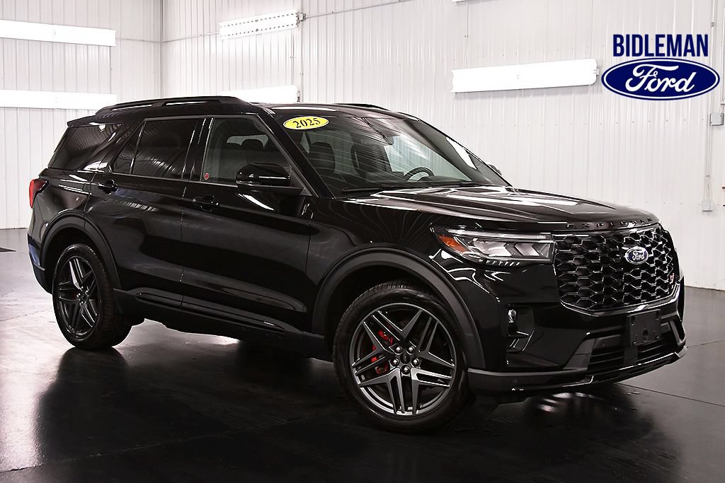 Used 2025 Ford Explorer ST