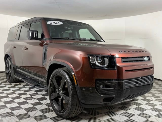2025 Land Rover Defender 130 X-Dynamic SE