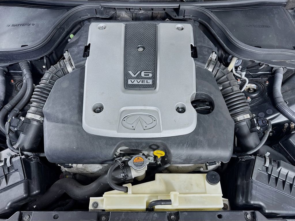 2014 INFINITI Q60 Convertible