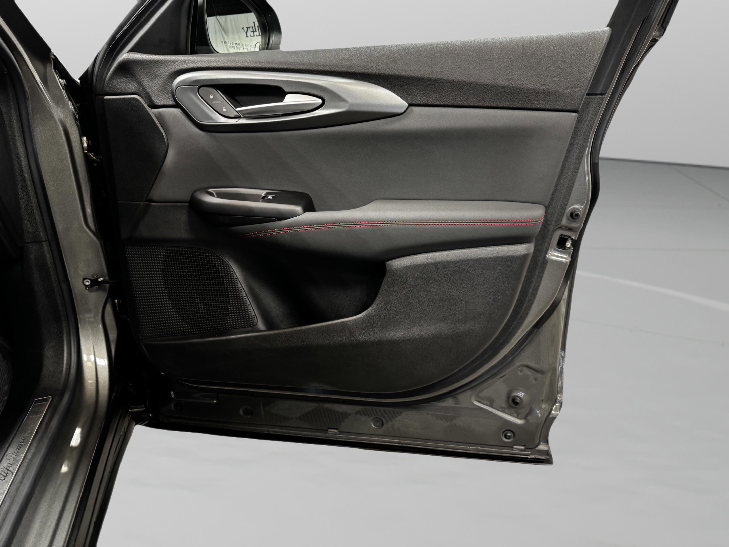 2024 Alfa Romeo Tonale Veloce