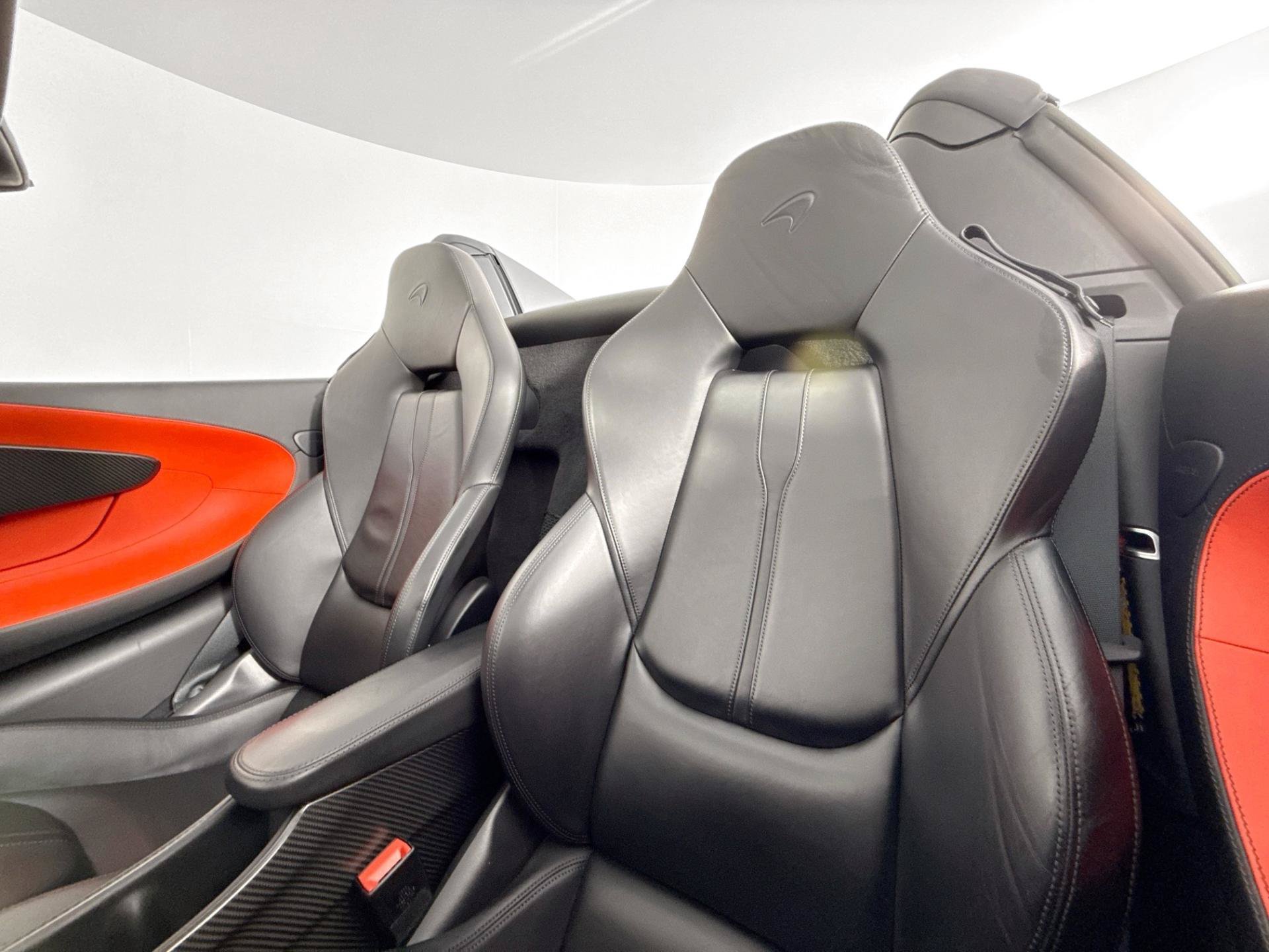 Used 2020 McLaren 600LT Spider photo 35