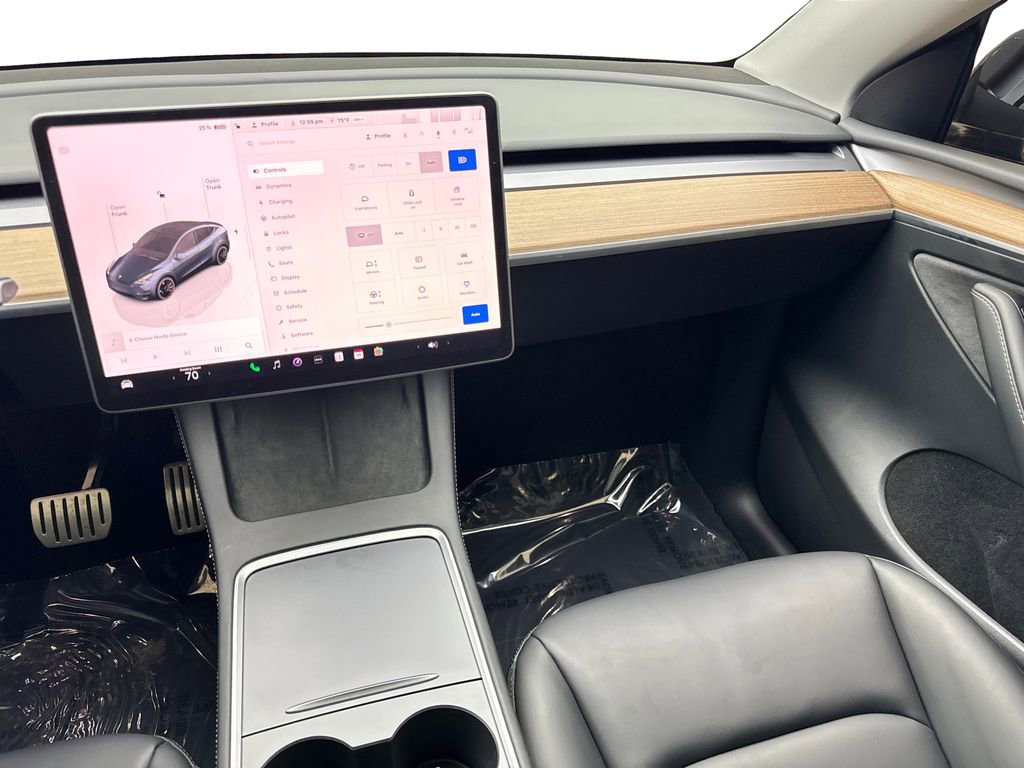 2024 Tesla Model Y Performance