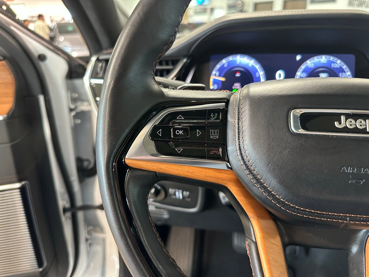 2024 Jeep Grand Cherokee Summit