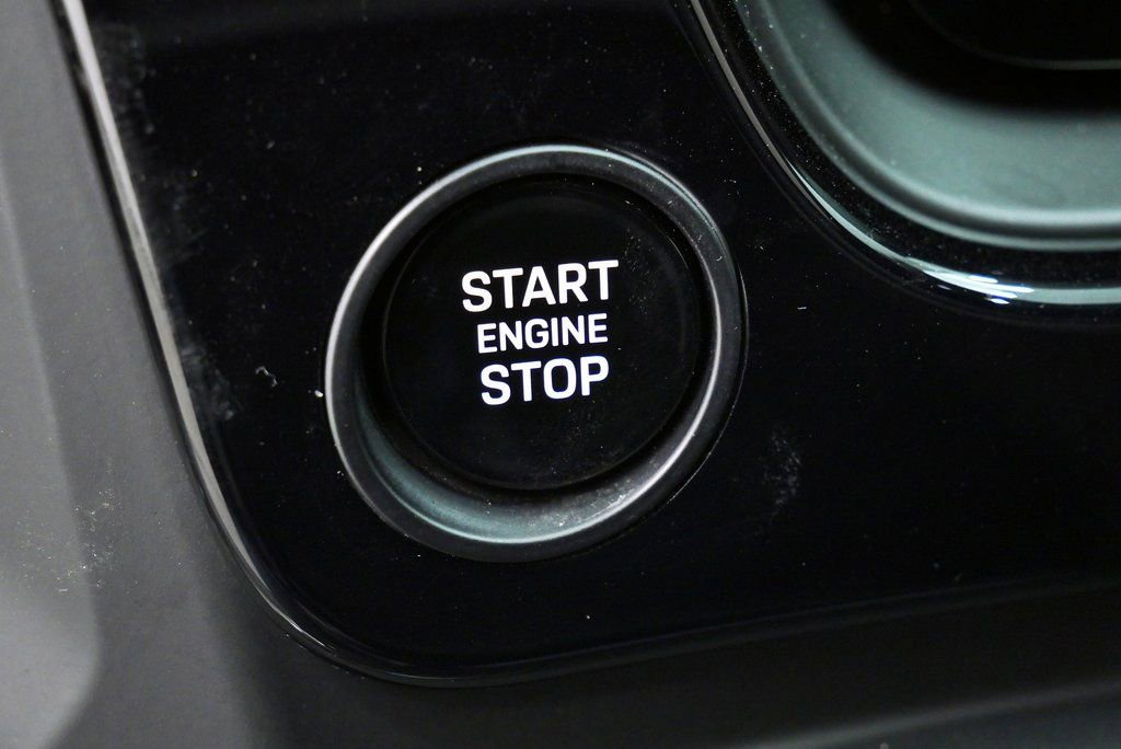 2025 Porsche Cayenne GTS