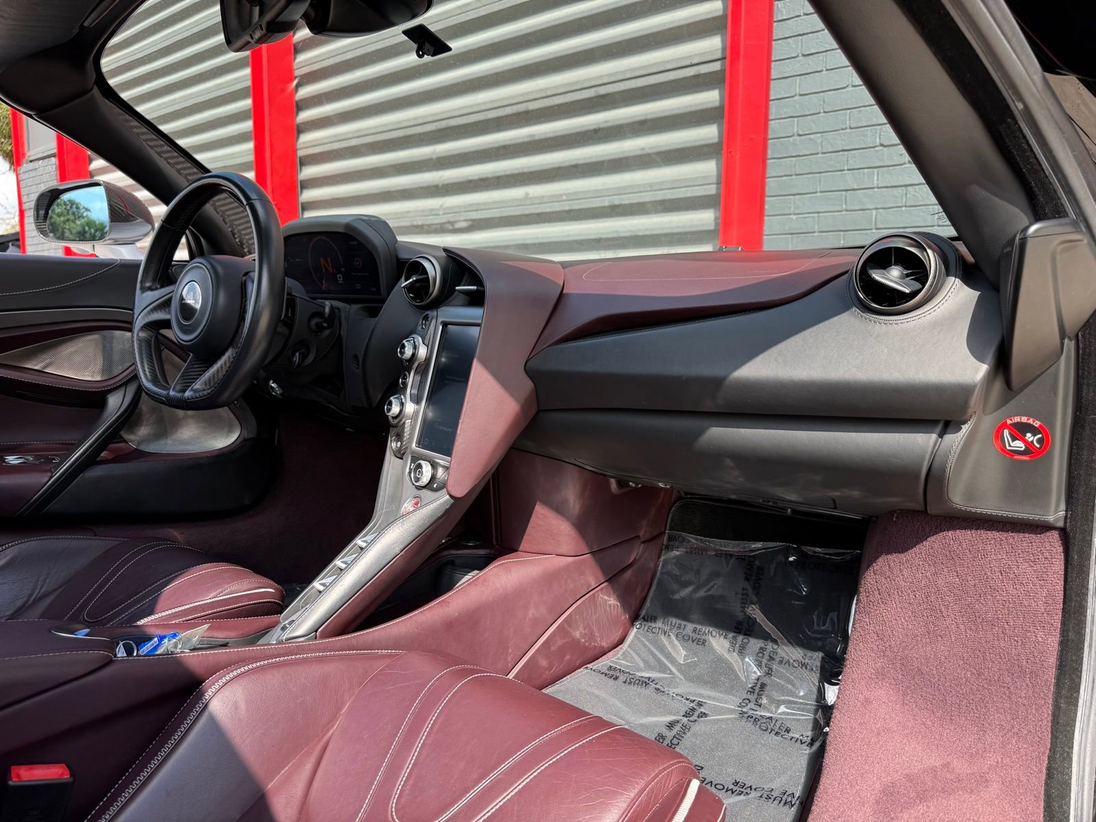 Used 2018 McLaren 720S photo 31