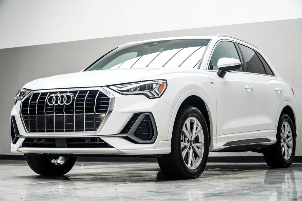 2025 Audi Q3 2.0T Premium
