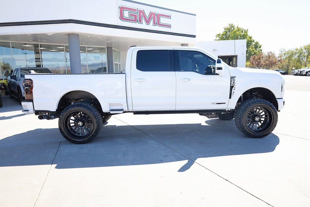 2025 Ford F350 Platinum