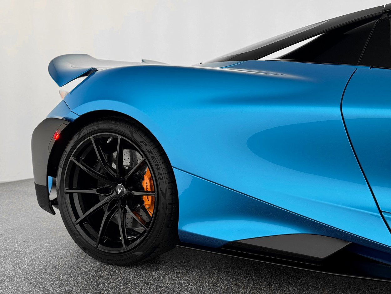 Used 2022 McLaren 765LT photo 38