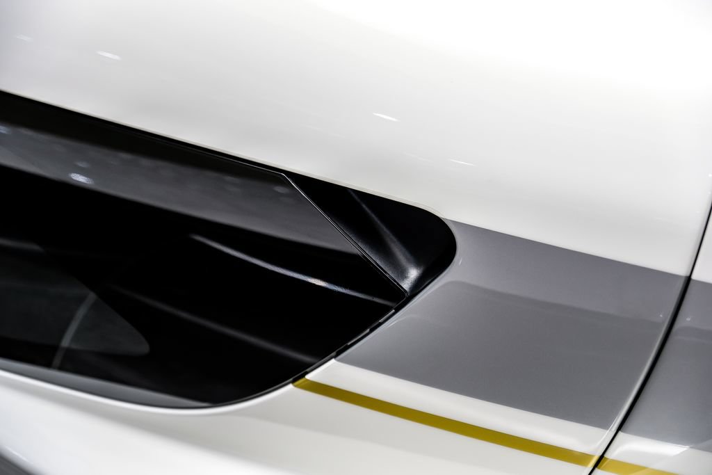 Used 2019 McLaren Senna photo 46