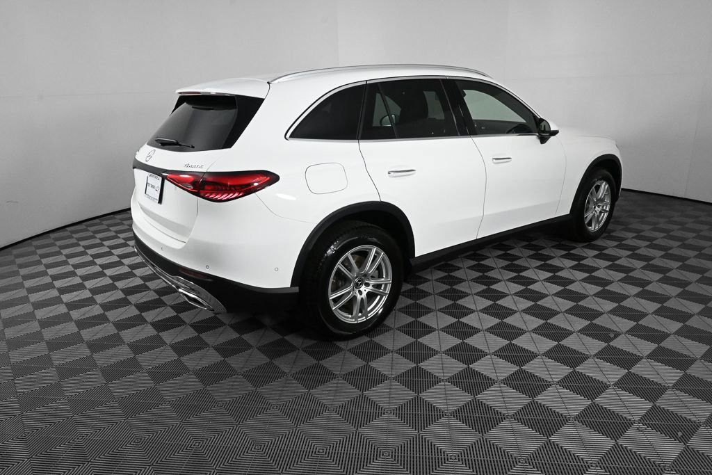 2025 Mercedes-Benz GLC 300 4MATIC