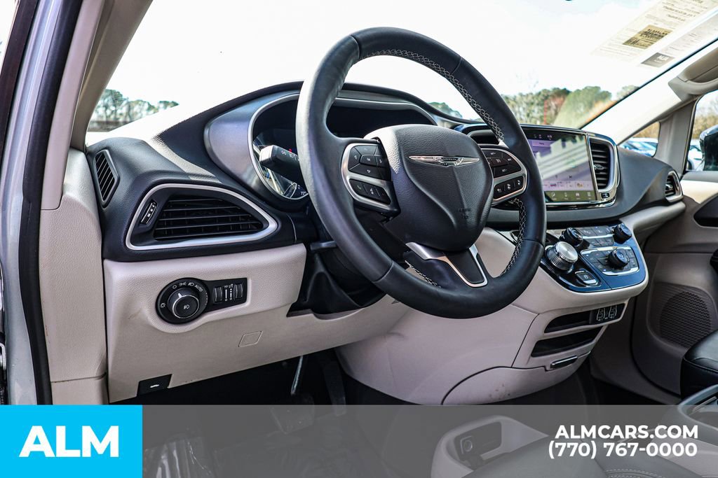 2024 Chrysler Pacifica Touring-L