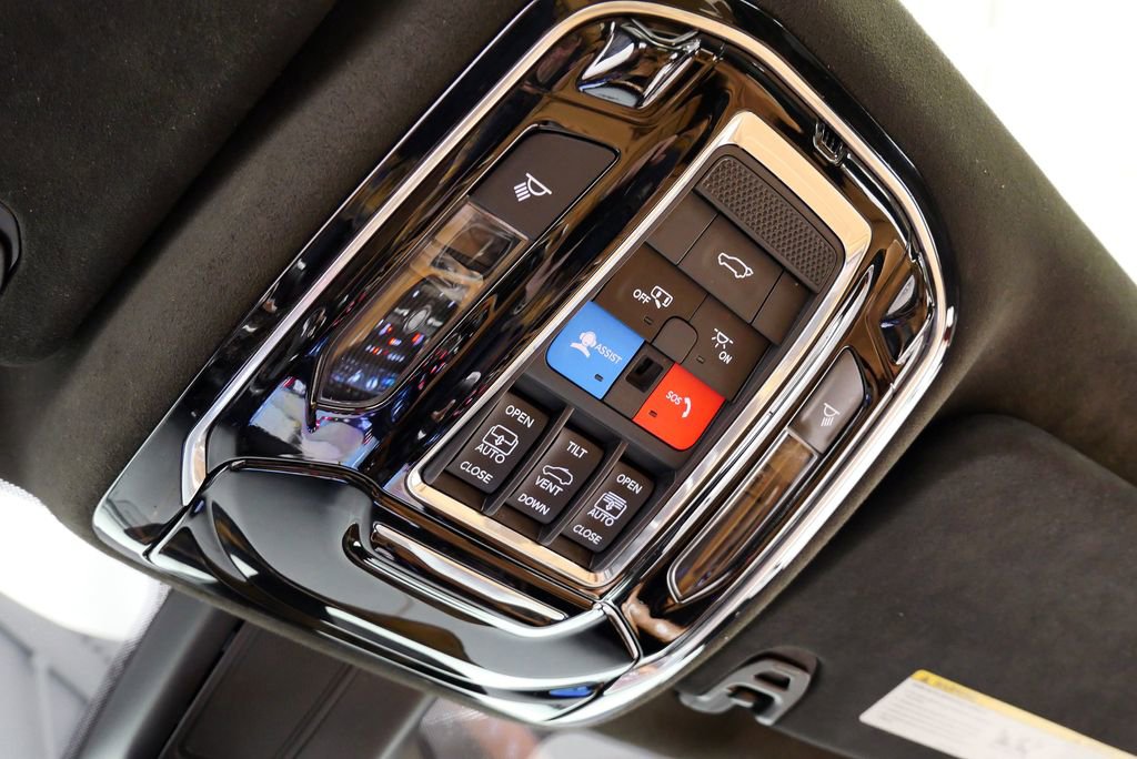 2022 Jeep Grand Wagoneer Series III