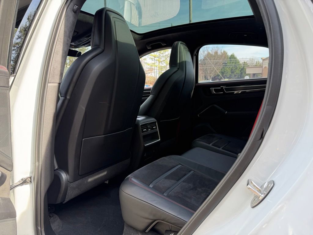 2023 Porsche Cayenne GTS