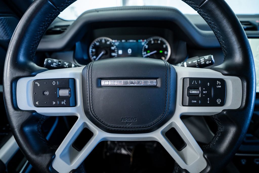 2023 Land Rover Defender 110 X-Dynamic SE