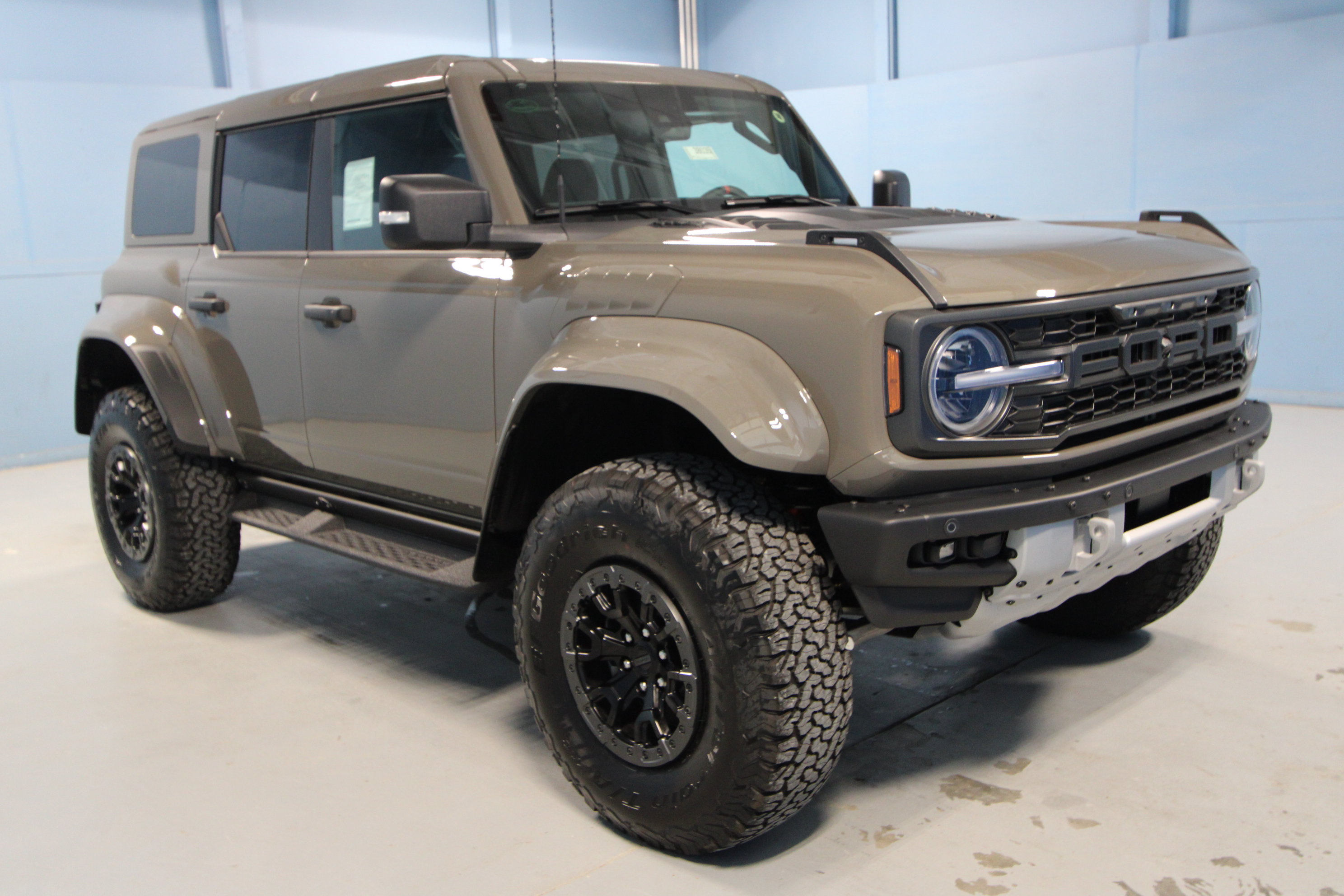 New 2026 Ford Bronco Raptor w/ Interior Carbon Fiber Pack