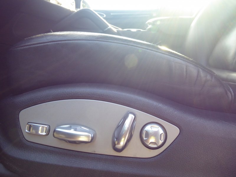 2014 Porsche Cayenne GTS