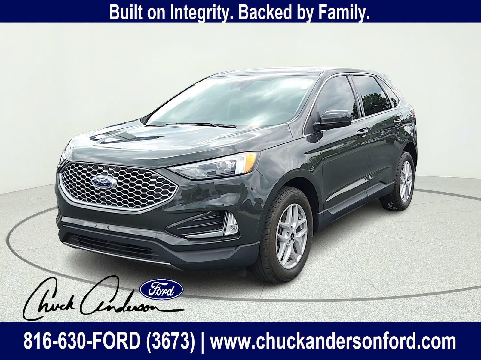 Used 2024 Ford Edge SEL w/ Convenience Package