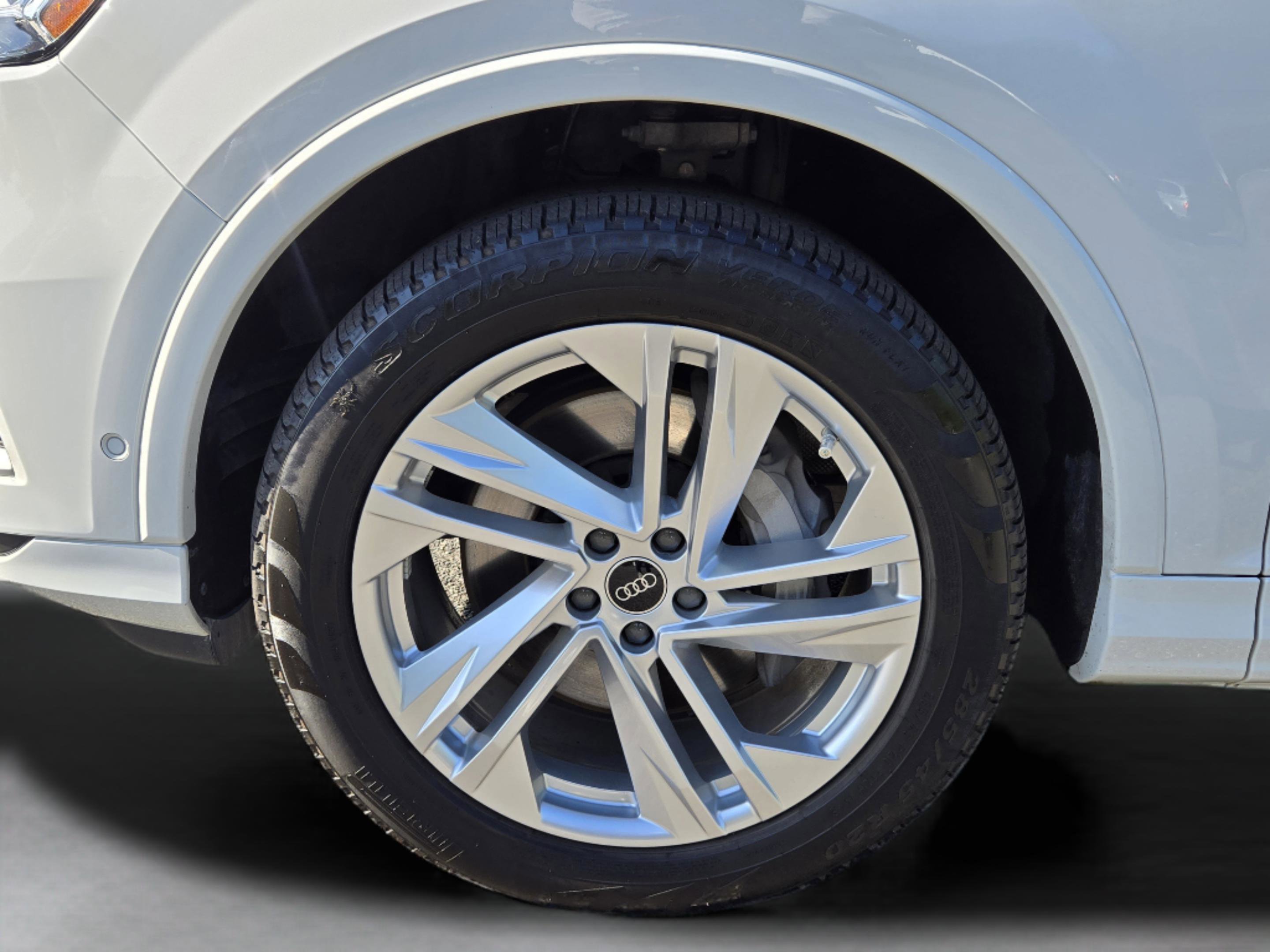 2022 Audi Q7 2.0T Premium Plus