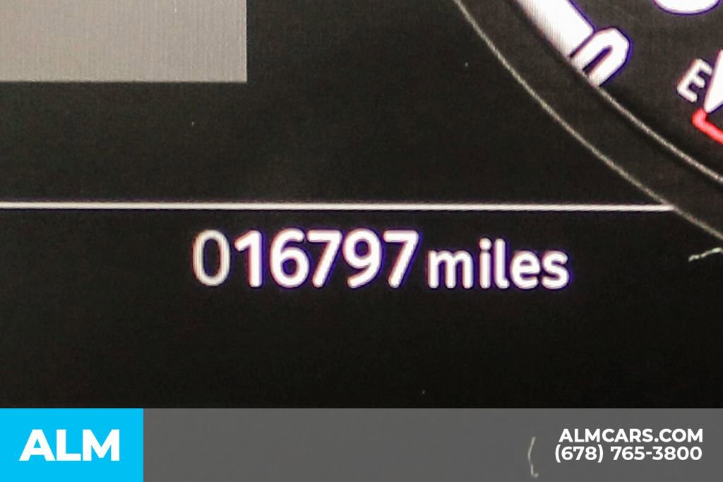 2024 Land Rover Defender 110 X-Dynamic SE