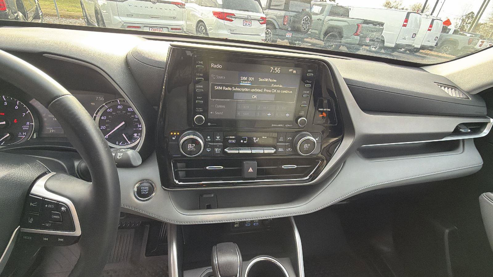 2022 Toyota Highlander XLE