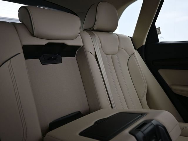 2023 Audi Q5 2.0T Premium Plus